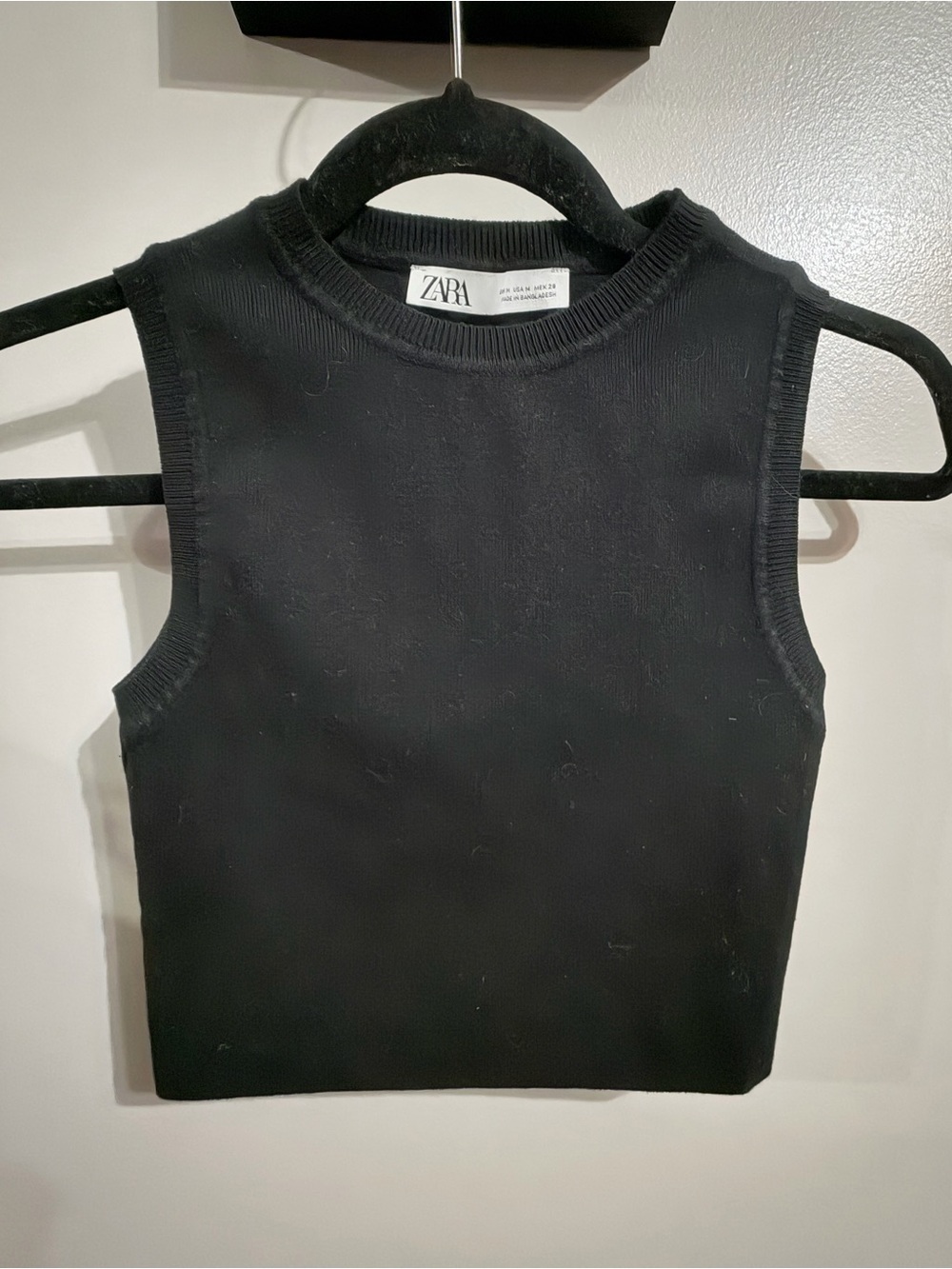 Zara Black Sleeveless Knit Crop Top